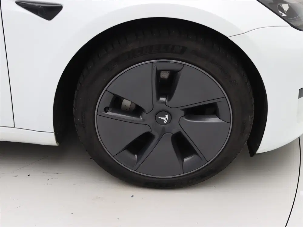 Tesla Model 3 Standard RWD Plus 92 uit 2022, foto 11
