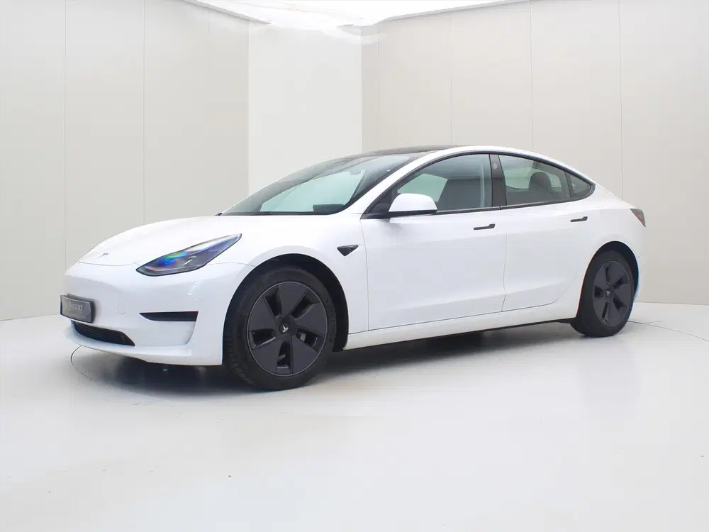 Tesla Model 3 Standard RWD Plus 92 uit 2022, foto 7