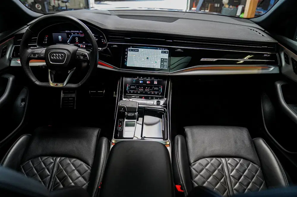 Audi SQ8 4.0 TDI SQ8 Quattro uit 2020, foto 4