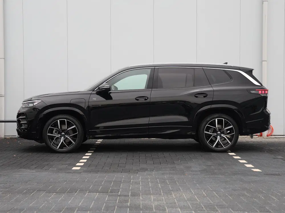 Volkswagen Tayron 1.5 eHybrid R-Line Edition 204PK DSG uit 2025, foto 12