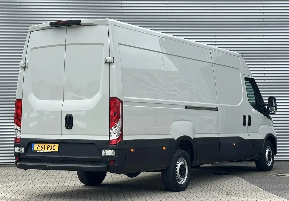 Iveco Daily 35S14V 2.3 410L L4H2 SUPER LANG uit 2021, foto 12