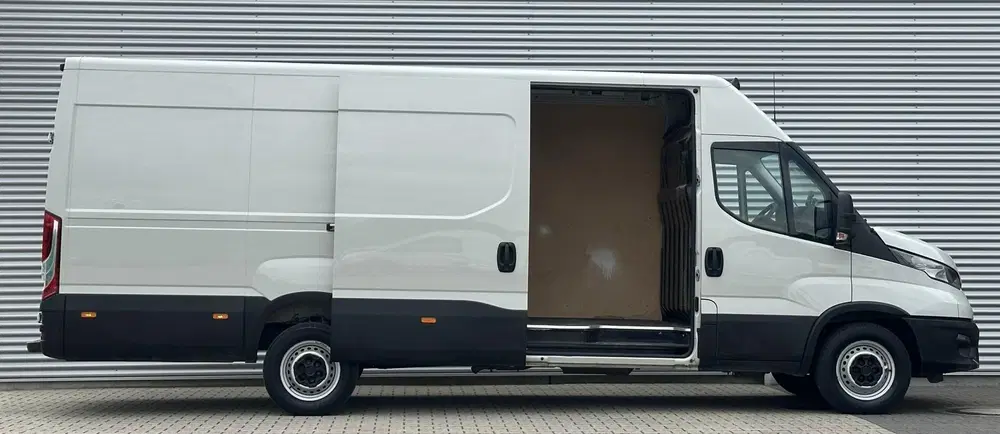 Iveco Daily 35S14V 2.3 410L L4H2 SUPER LANG uit 2021, foto 3