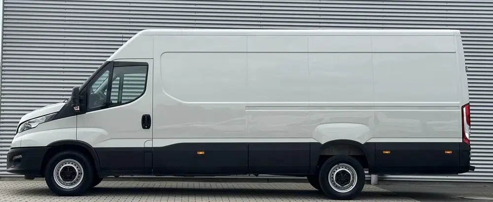 Iveco Daily 35S14V 2.3 410L L4H2 SUPER LANG uit 2021, foto 4