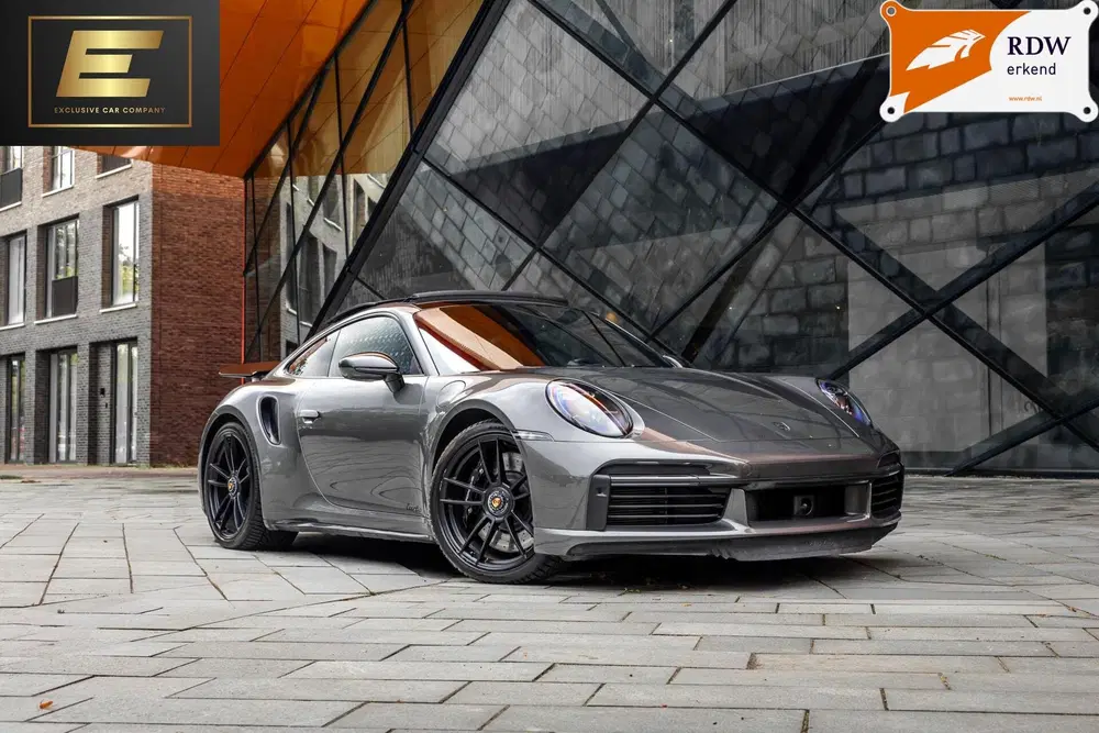 Porsche 911 3.8 Turbo uit 2021, foto 10