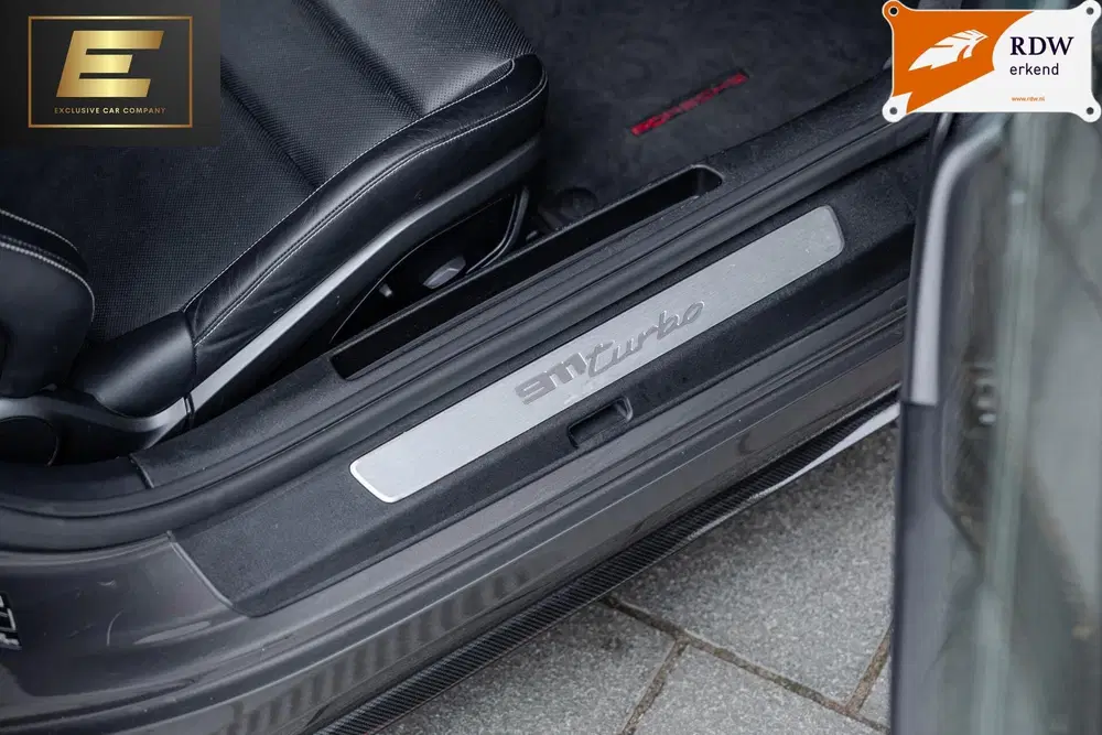 Porsche 911 3.8 Turbo uit 2021, foto 15