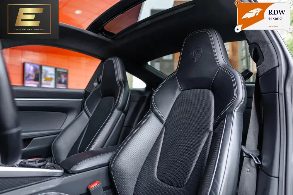 Porsche 911 3.8 Turbo uit 2021, foto 5