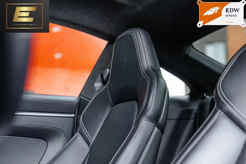 Porsche 911 3.8 Turbo uit 2021, foto 6