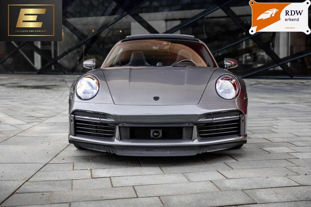 Porsche 911 3.8 Turbo uit 2021, foto 9