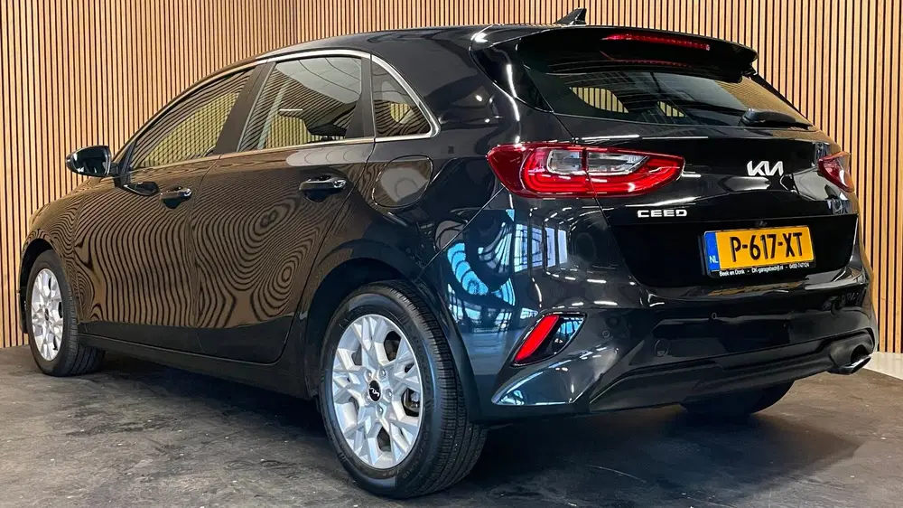 Kia Ceed 1.0 T-GDi MHEV DynamicLine uit 2022, foto 15