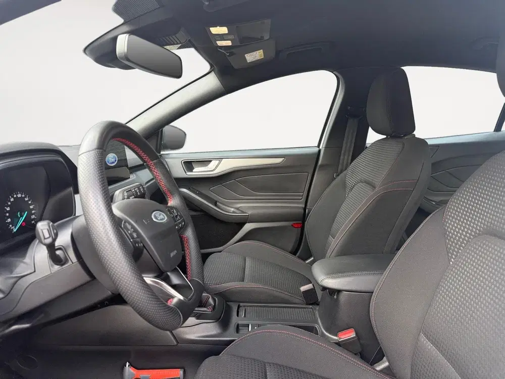 Ford Focus 1.0 EcoBoost Hybrid ST Line uit 2022, foto 10