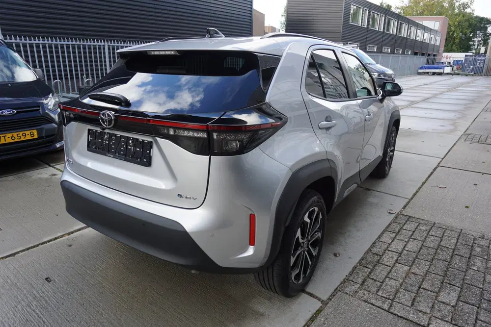 Toyota Yaris Cross 1.5 Hybrid 130 Dynamic Comfort Pack uit 2026, foto 6