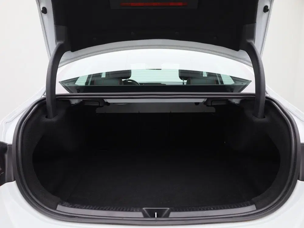 Mercedes-Benz A-Klasse 200 Business Solution AMG uit 2019, foto 15