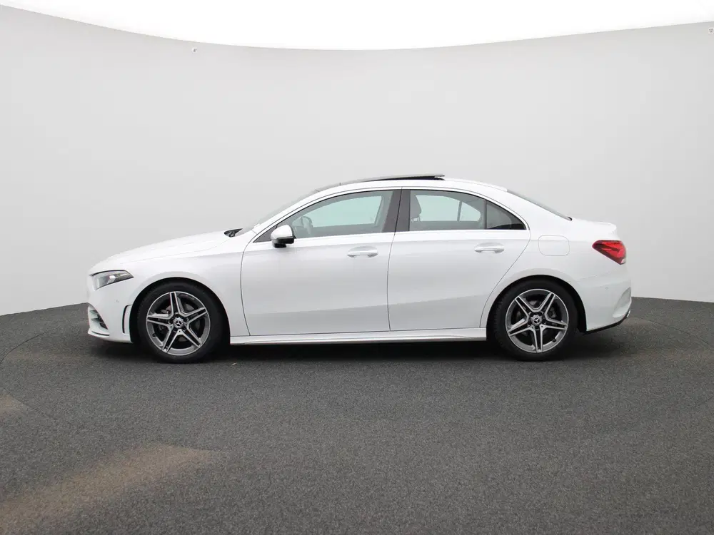 Mercedes-Benz A-Klasse 200 Business Solution AMG uit 2019, foto 5