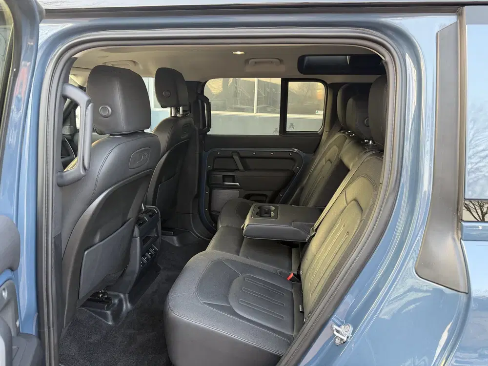 Land Rover Defender 3.0 P400 110 X-Dynamic S 5 Persoons uit 2020, foto 10