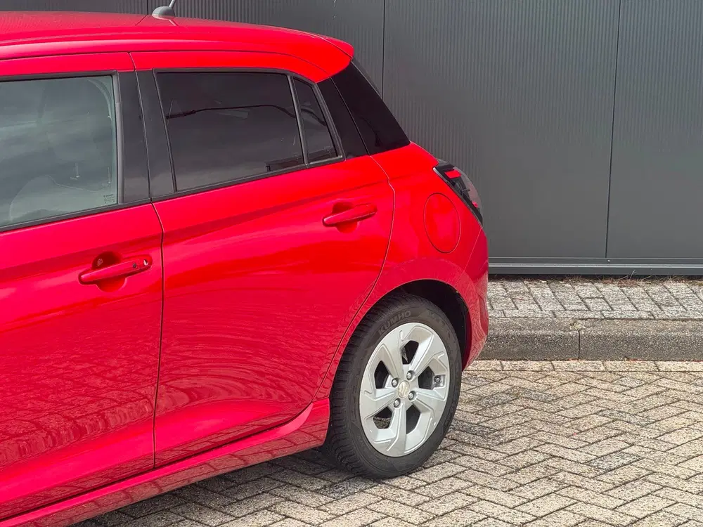 Suzuki Swift 1.2 Select Smart Hybrid uit 2026, foto 6