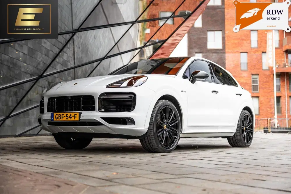 Porsche Cayenne Cayenne Coupé 3.0 E-Hybrid uit 2022, foto 13