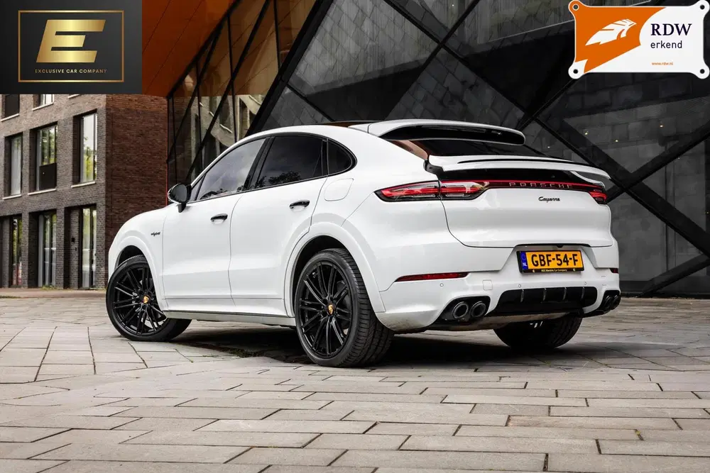 Porsche Cayenne Cayenne Coupé 3.0 E-Hybrid uit 2022, foto 15