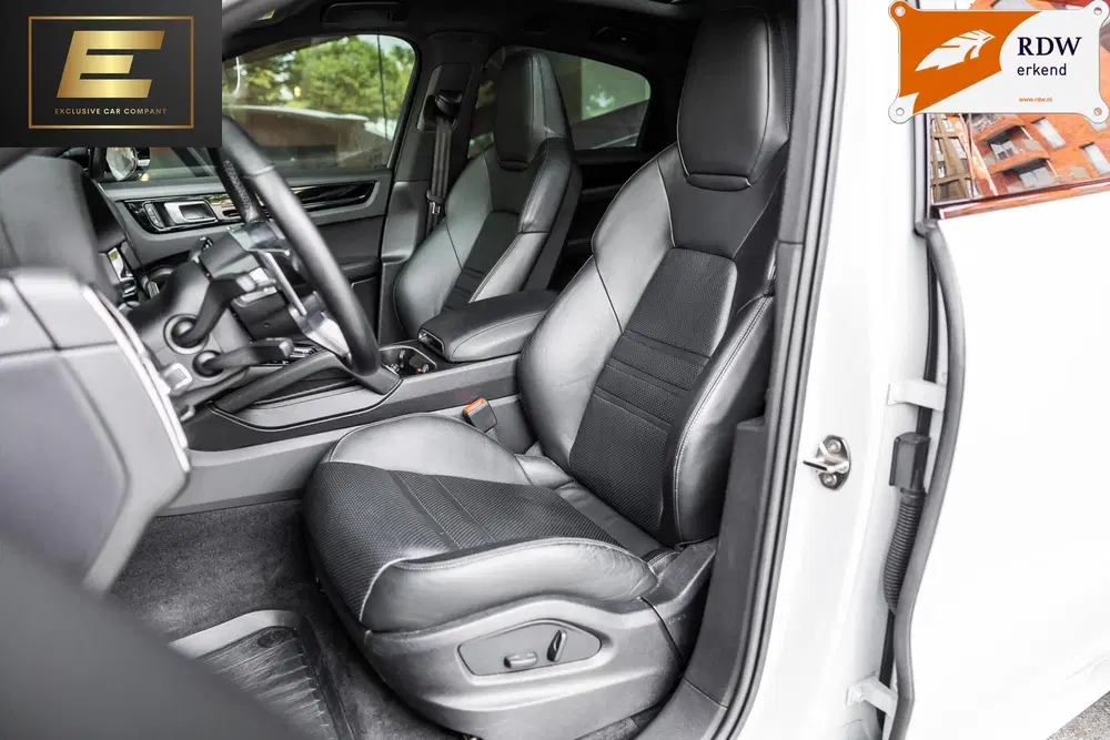 Porsche Cayenne Cayenne Coupé 3.0 E-Hybrid uit 2022, foto 4