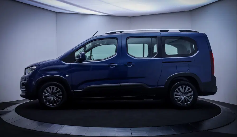 Peugeot Rifter 1.2T 7Pers ALLURE L2 NAVI uit 2019, foto 13