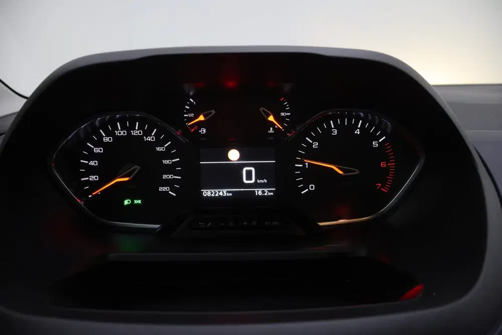 Peugeot Rifter 1.2T 7Pers ALLURE L2 NAVI uit 2019, foto 15