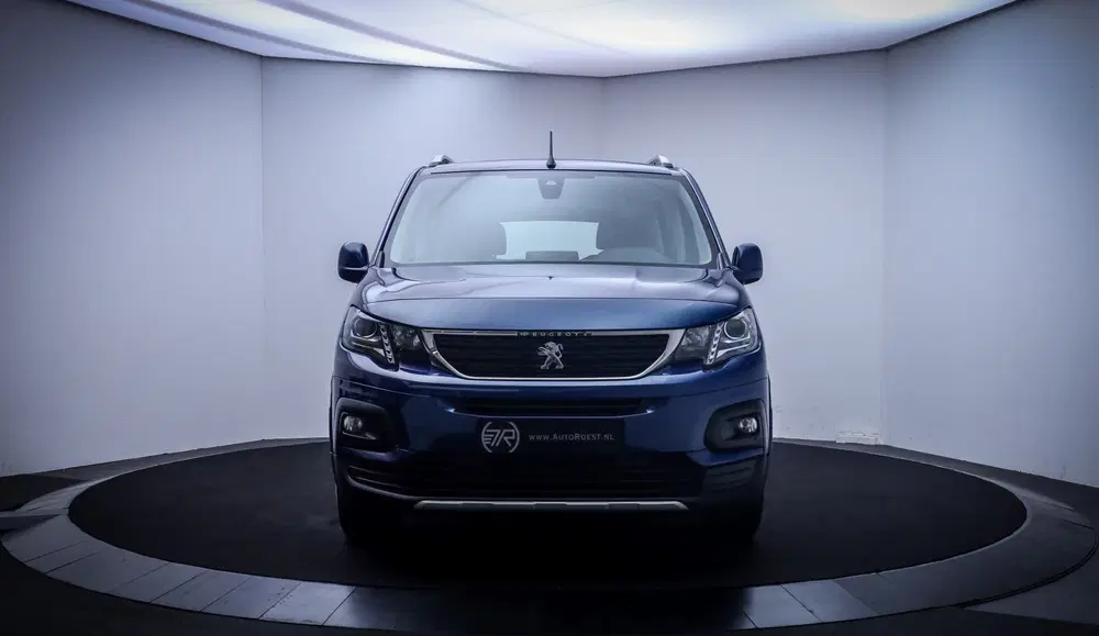 Peugeot Rifter 1.2T 7Pers ALLURE L2 NAVI uit 2019, foto 2