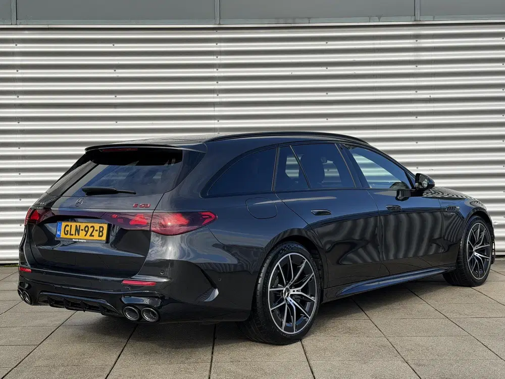 Mercedes-Benz E-Klasse AMG 53 4MATIC+ Night Edition B uit 2024, foto 4