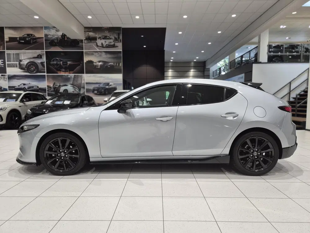 Mazda 3 2.0 e-SkyActiv-X M Hybrid 186 Luxury uit 2022, foto 11