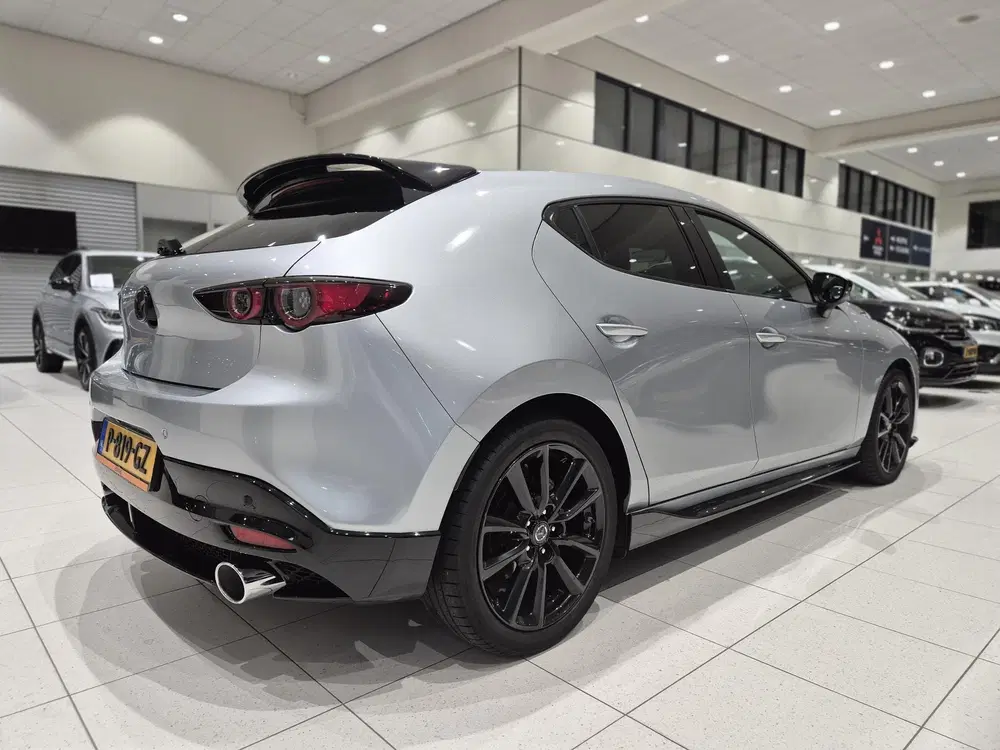 Mazda 3 2.0 e-SkyActiv-X M Hybrid 186 Luxury uit 2022, foto 2