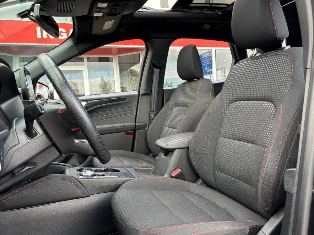 Ford Kuga 2.5 PHEV 224PK AUT. ST-LINE PANO-DAK LED N uit 2022, foto 5