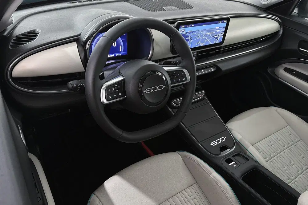 Fiat 600 1.2 Hybrid La Prima Massage Adaptieve Crui uit 2025, foto 5