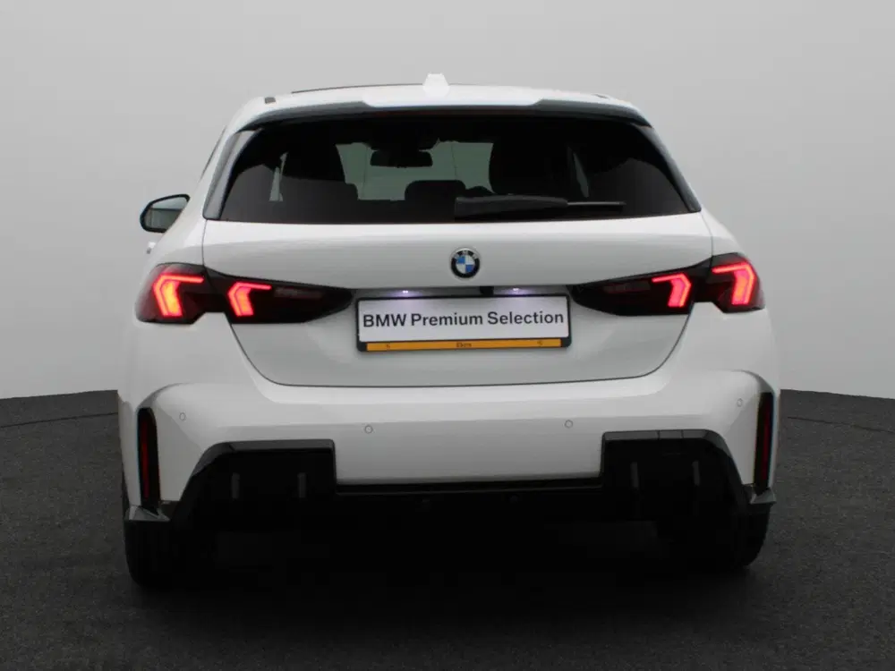 BMW 1-serie 120 M Sportpakket Pro uit 2026, foto 5