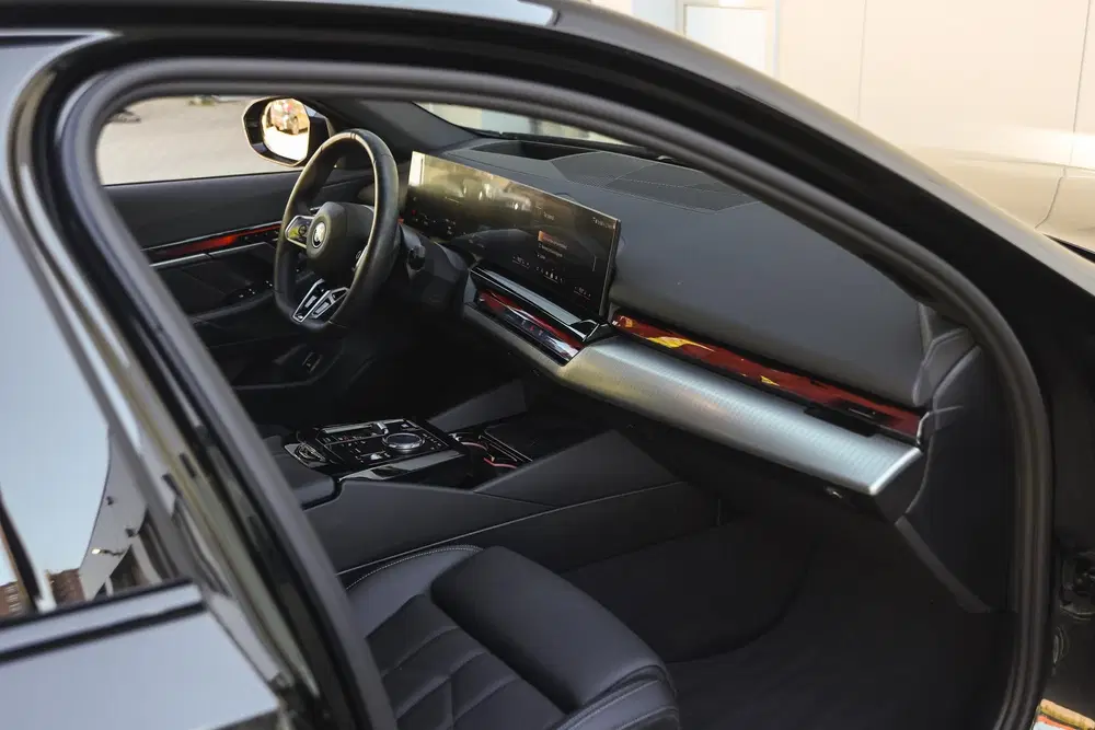 BMW i5 eDrive40 M Sport uit 2026, foto 11