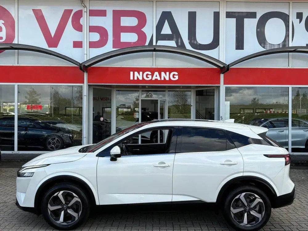 Nissan Qashqai 1.3 MHEV 158PK AUT. N-CONNECT PANO-DAK NAV uit 2023, foto 2