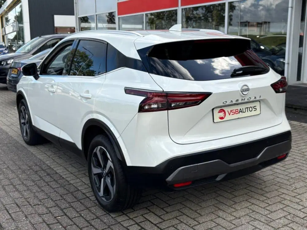 Nissan Qashqai 1.3 MHEV 158PK AUT. N-CONNECT PANO-DAK NAV uit 2023, foto 3