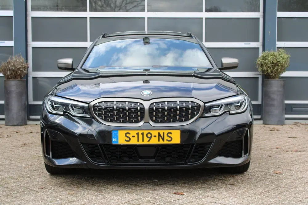 BMW 3-serie M340i xDrive High Executive uit 2021, foto 3