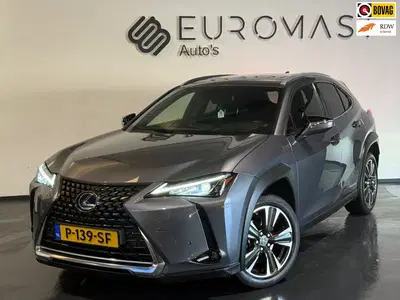 Lexus UX 250h Preference Line Hybrid Camera Cruise uit 2021