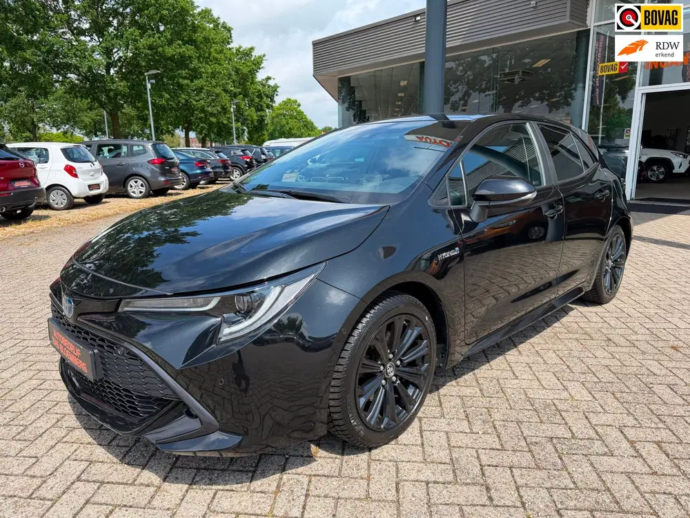 Toyota Corolla 2.0 Hybrid Dynamic uit 2020
