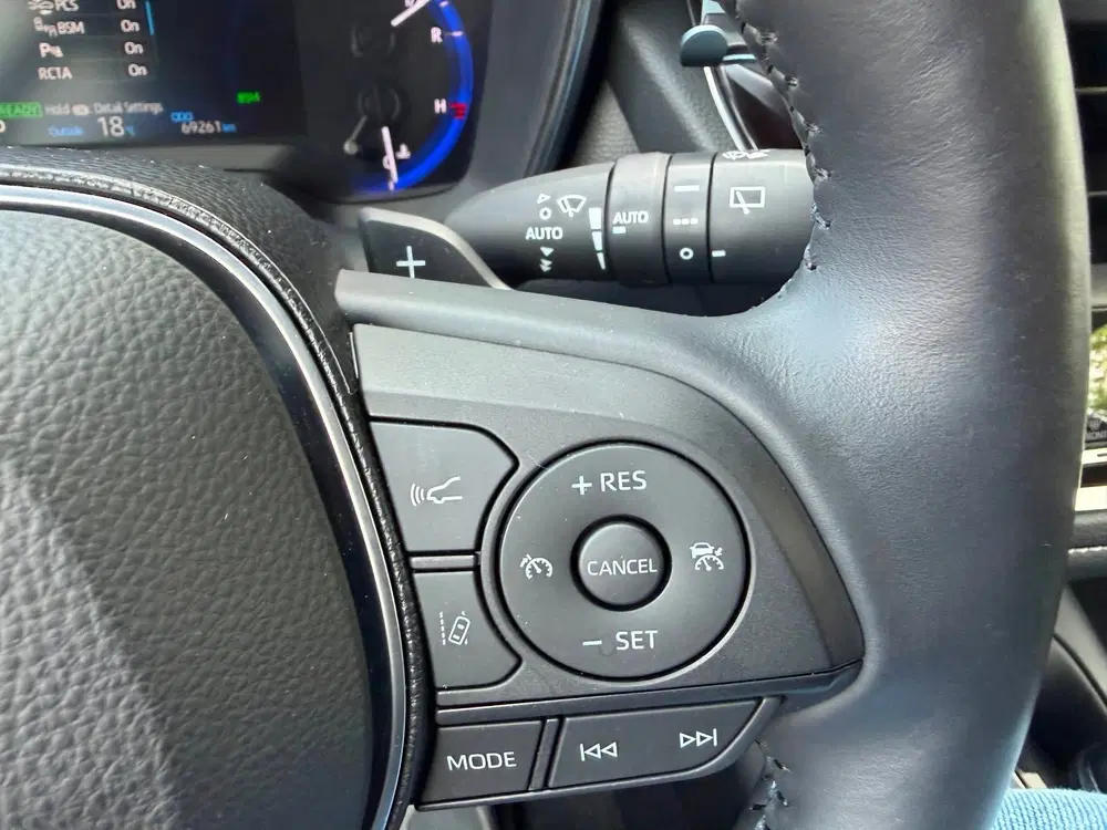 Toyota Corolla 2.0 Hybrid Dynamic uit 2020, foto 14