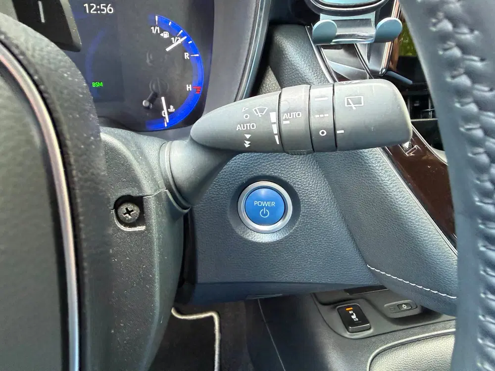 Toyota Corolla 2.0 Hybrid Dynamic uit 2020, foto 15