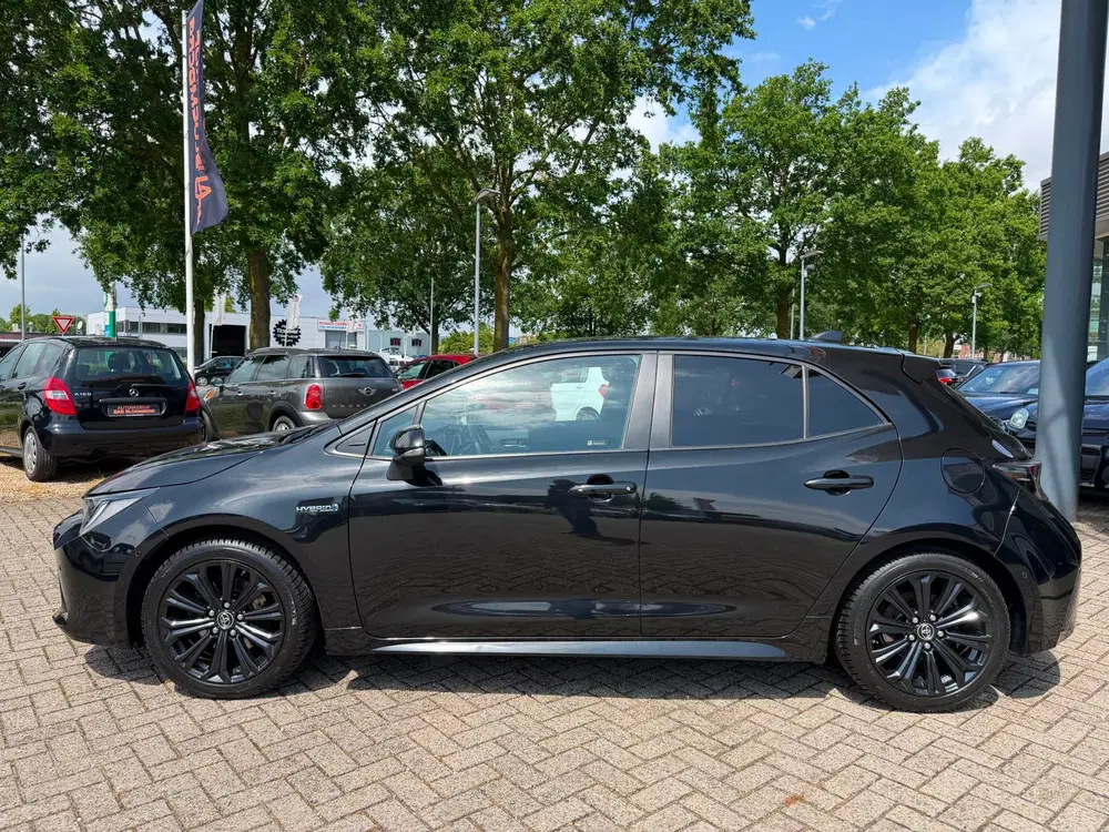 Toyota Corolla 2.0 Hybrid Dynamic uit 2020, foto 4