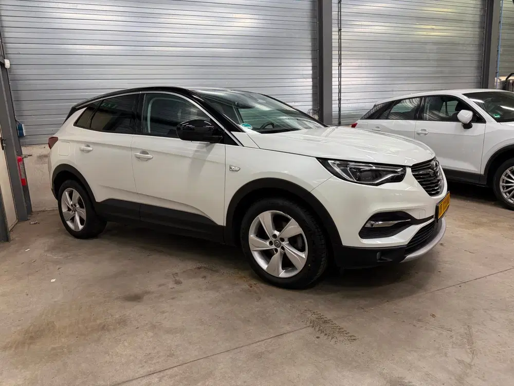 Opel Grandland 1.2 Turbo Innovation 1ste eignr riem verva uit 2019, foto 3