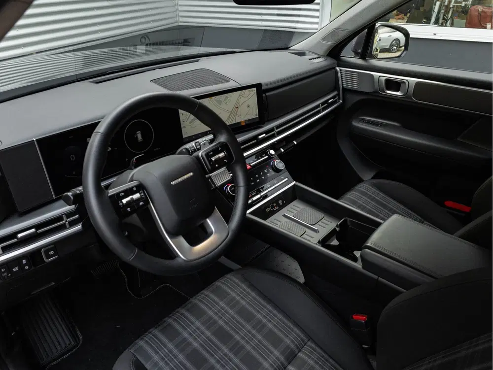 Hyundai SANTA FE 1.6 T-GDI PHEV 4WD uit 2025, foto 13