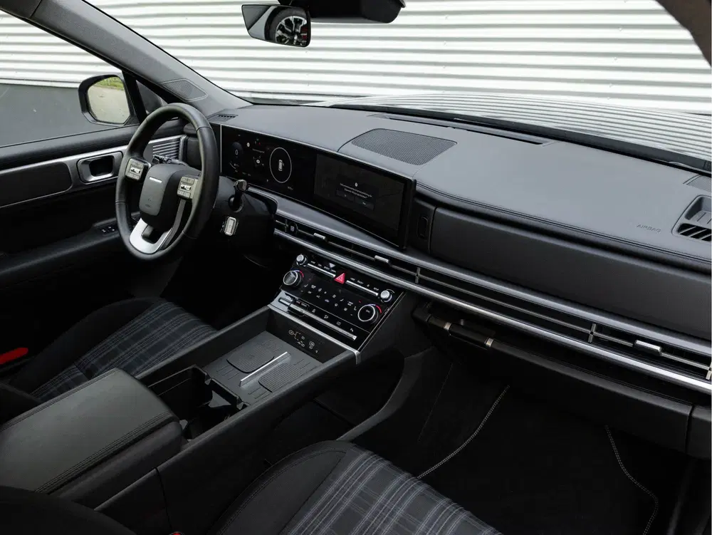 Hyundai SANTA FE 1.6 T-GDI PHEV 4WD uit 2025, foto 15