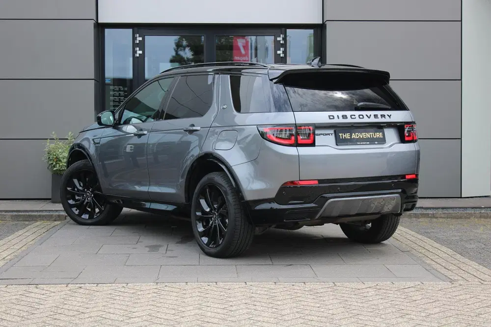 Land Rover Discovery Sport P270e Dynamic SE Pano uit 2025, foto 3