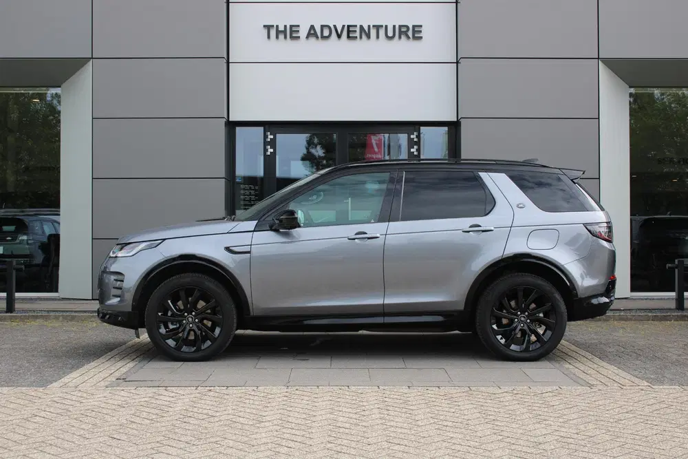 Land Rover Discovery Sport P270e Dynamic SE Pano uit 2025, foto 9
