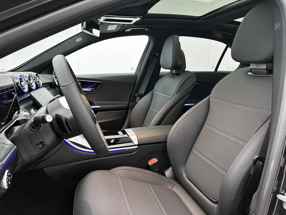 Mercedes-Benz C-Klasse 300 e Business Solution Luxury uit 2026, foto 5