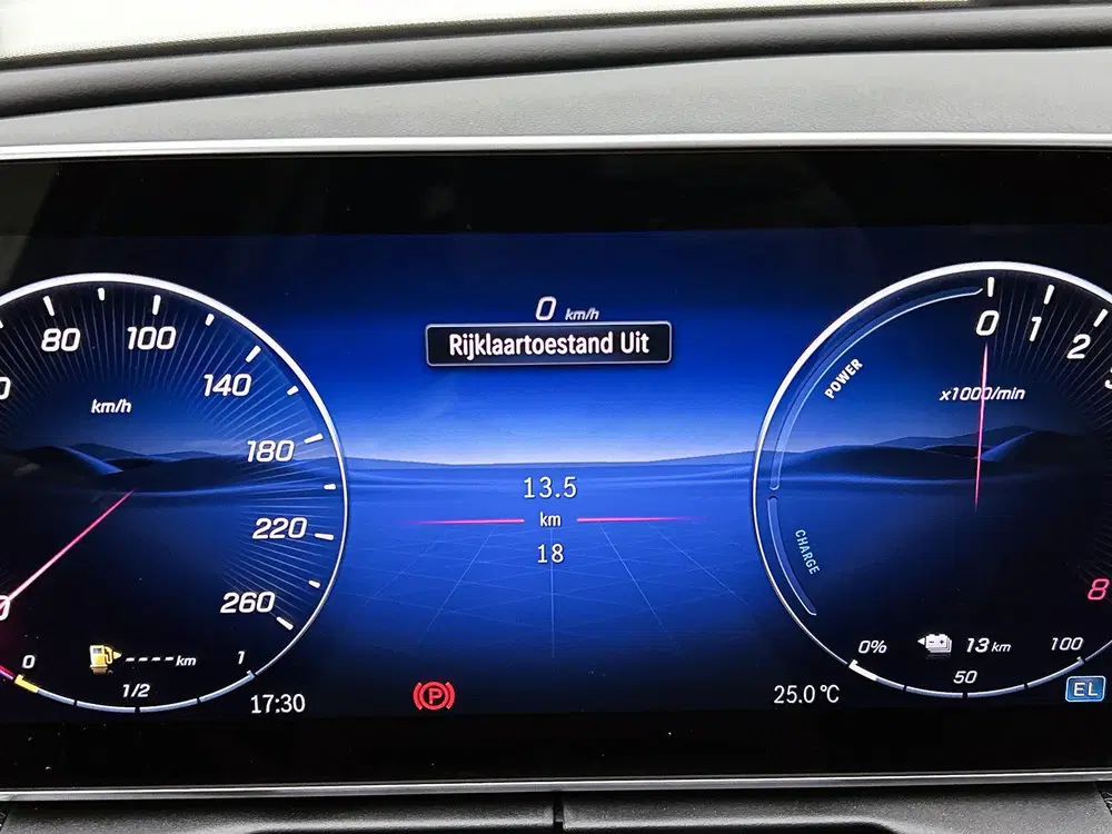 Mercedes-Benz C-Klasse 300 e Business Solution Luxury uit 2026, foto 6