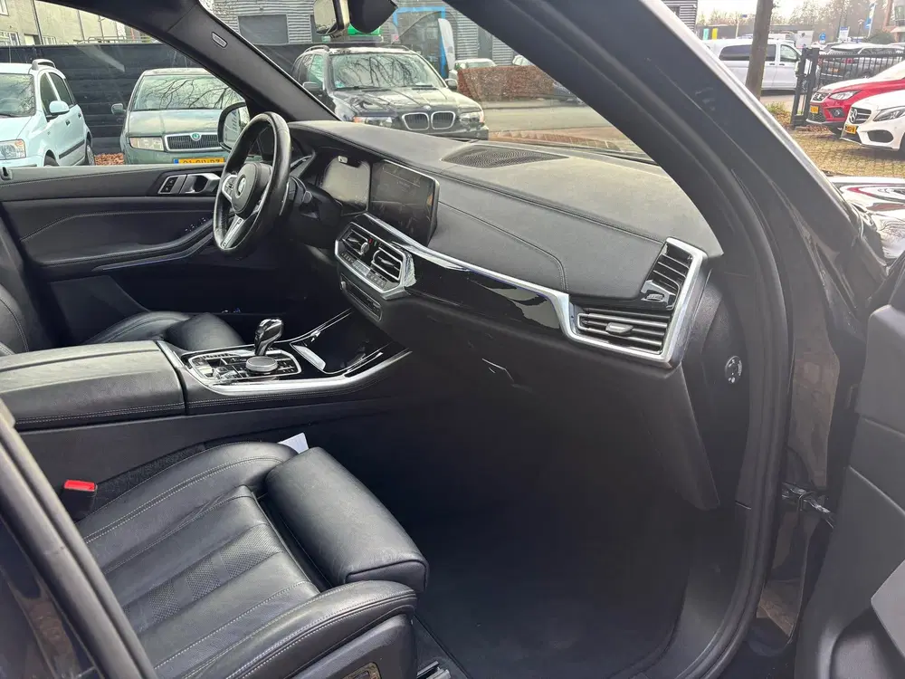 BMW X5 XDrive45e High Executive M-Sport Laser Sky uit 2020, foto 5