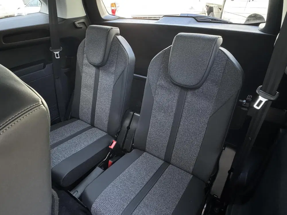 Peugeot 5008 PureTech Allure Avantage uit 2021, foto 13