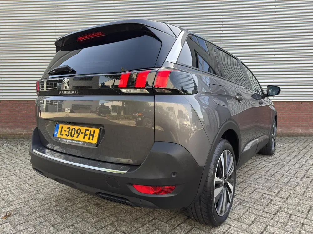 Peugeot 5008 PureTech Allure Avantage uit 2021, foto 8